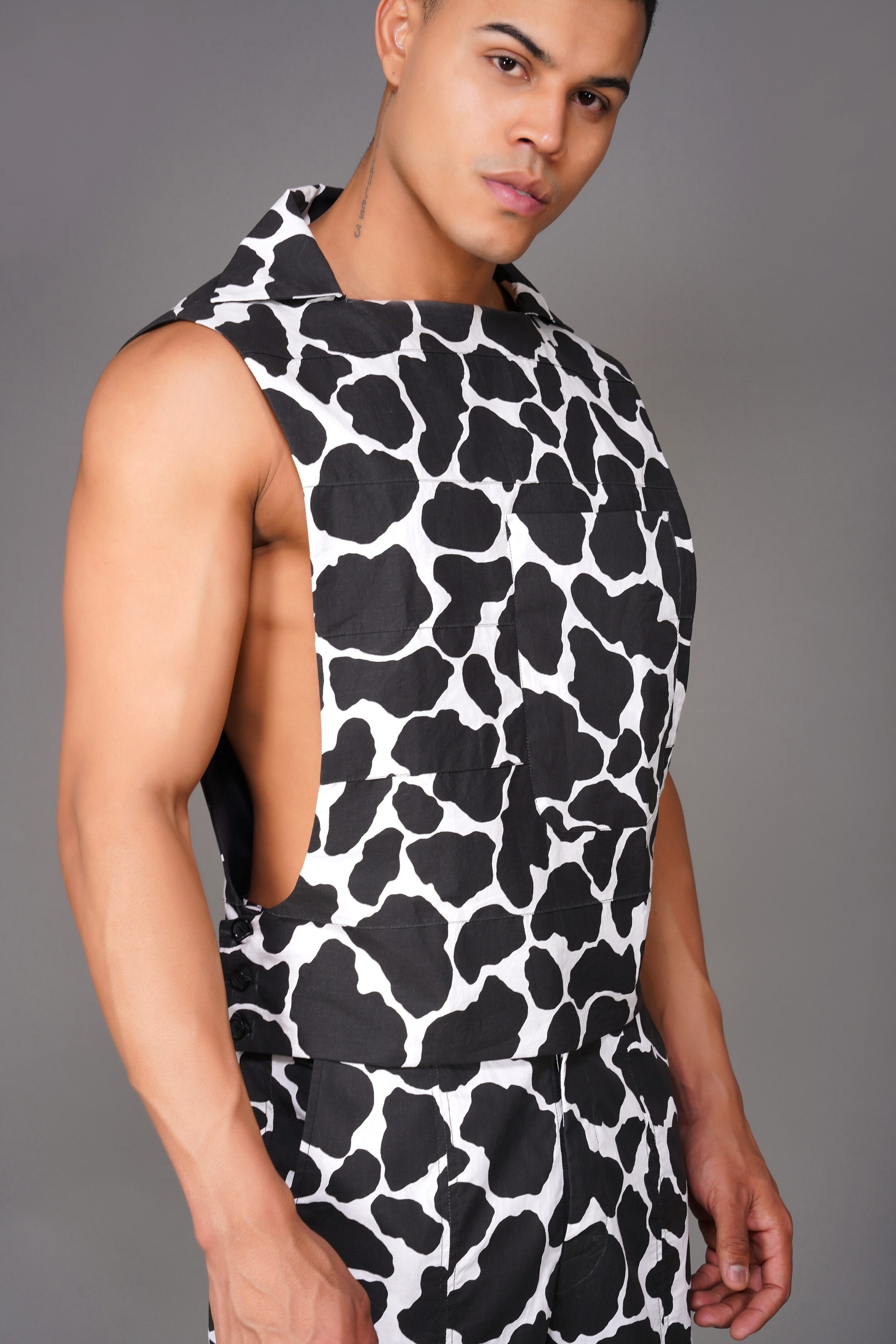 Flap Collar Cow Print Vest Shirt