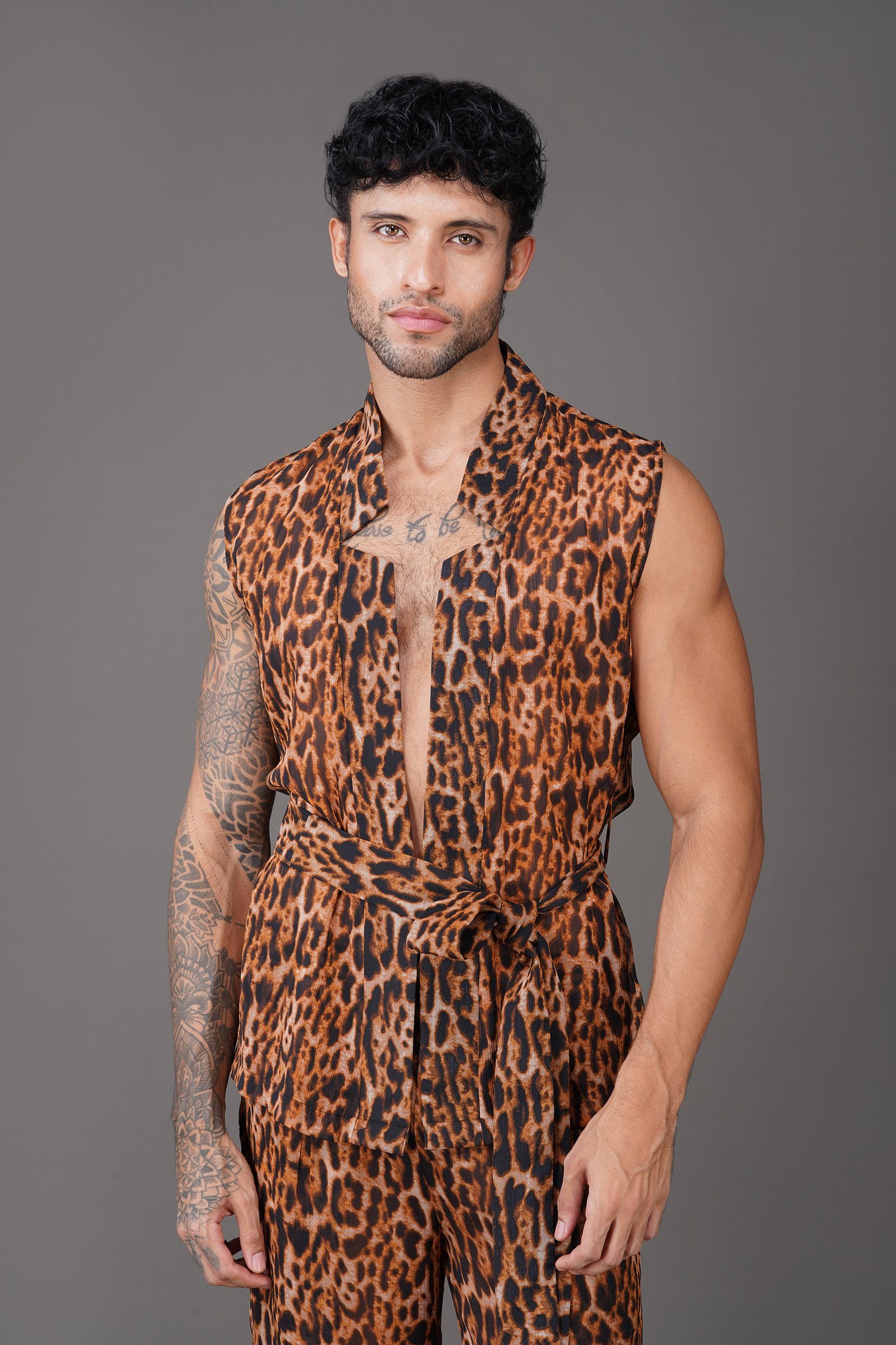Havana V-Tip Shirt